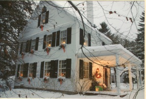 HOW THE PETERSONS DECORATED IT LAST CHRISTMAS